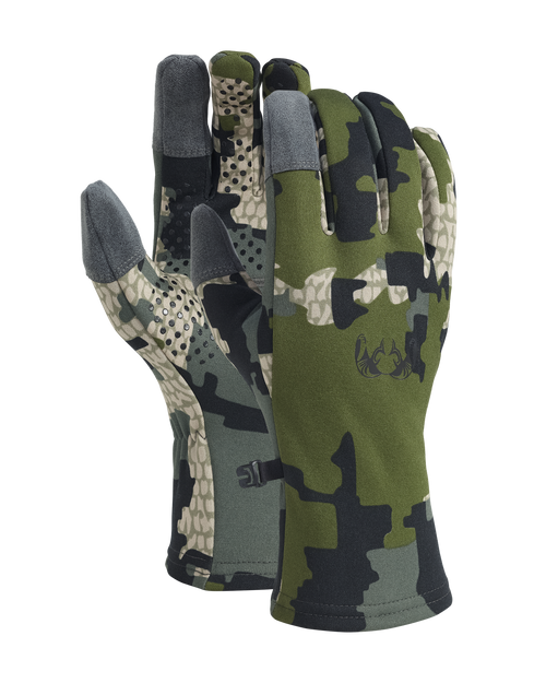 Front and Back of StrongFleece 290 Glove in Verde Camouflage