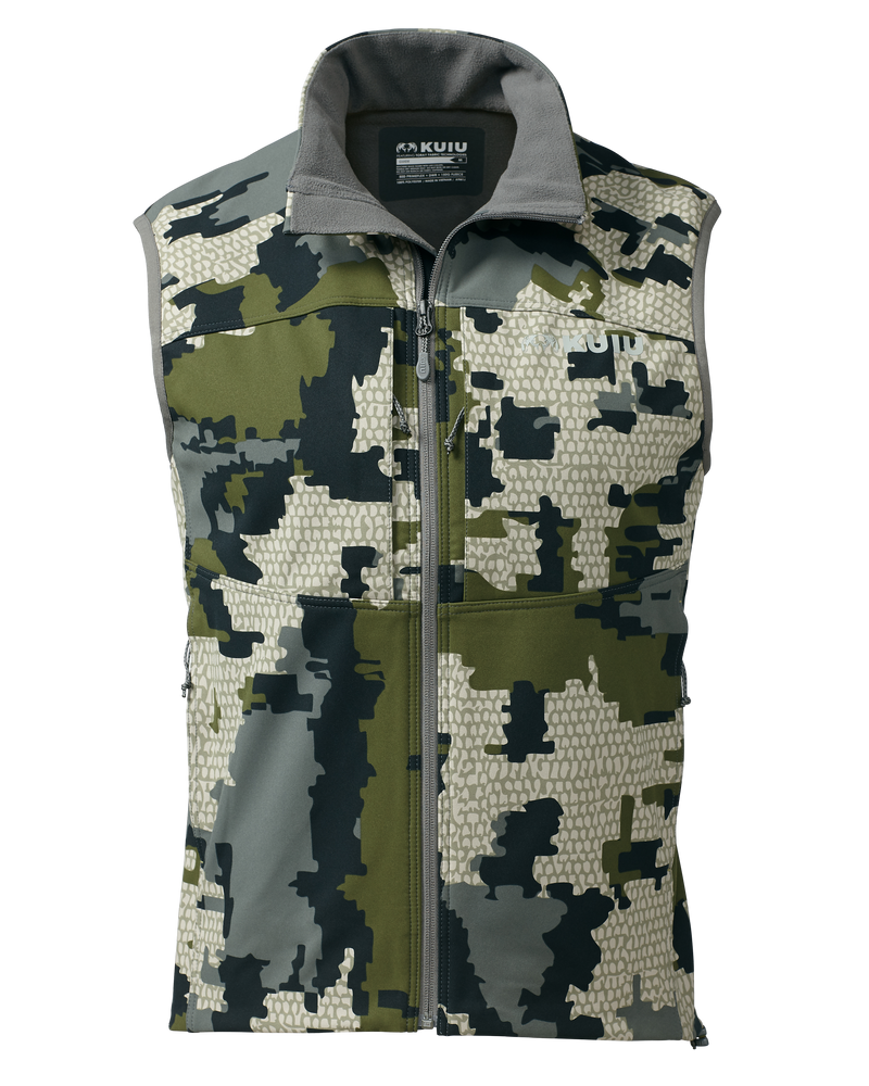 Front of Guide DCS Vest in Verde Camouflage