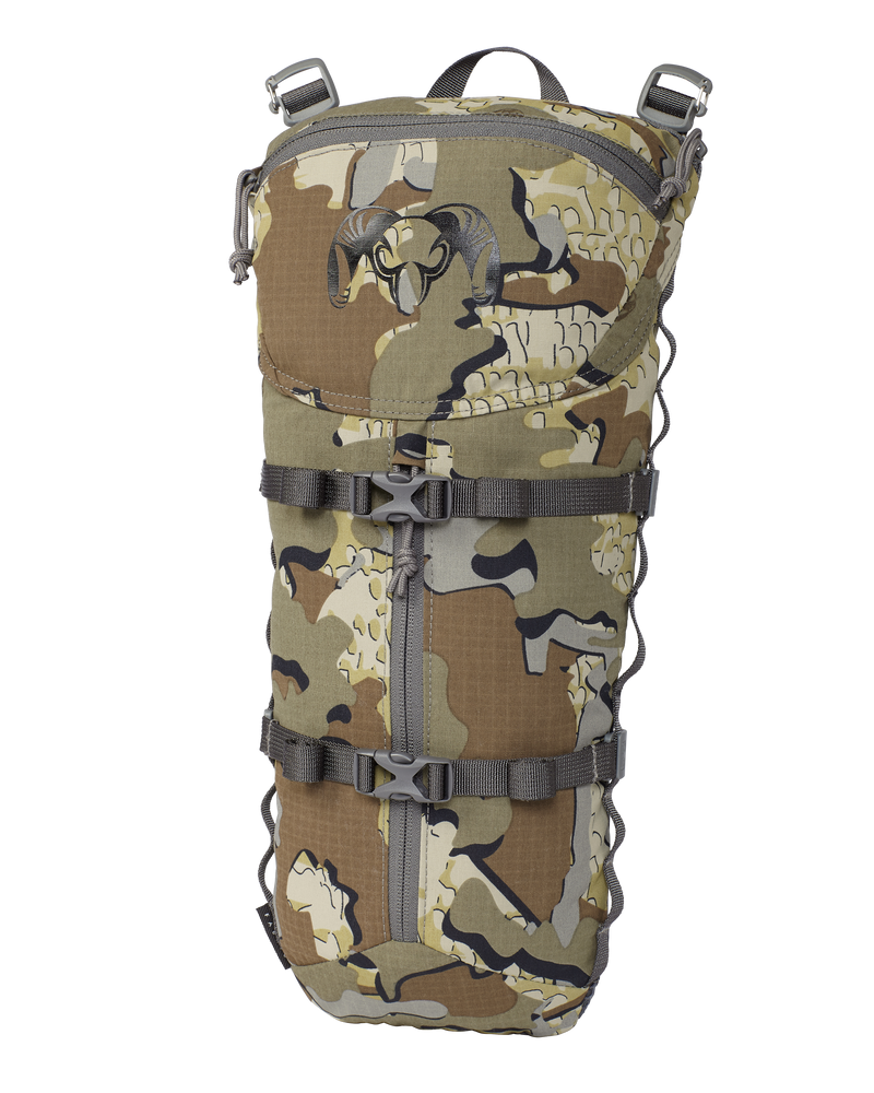 Front of Pro Hydration Rig in Valo Camouflage
