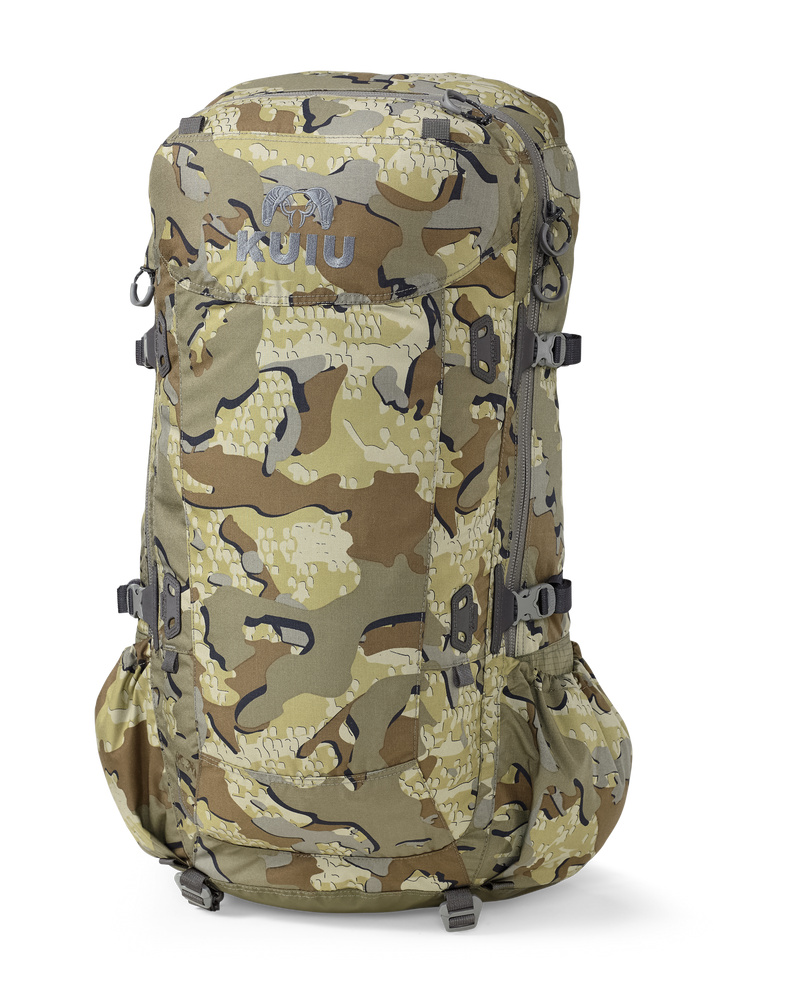 Front of Pro LT 4000 Bag in Valo Camouflage