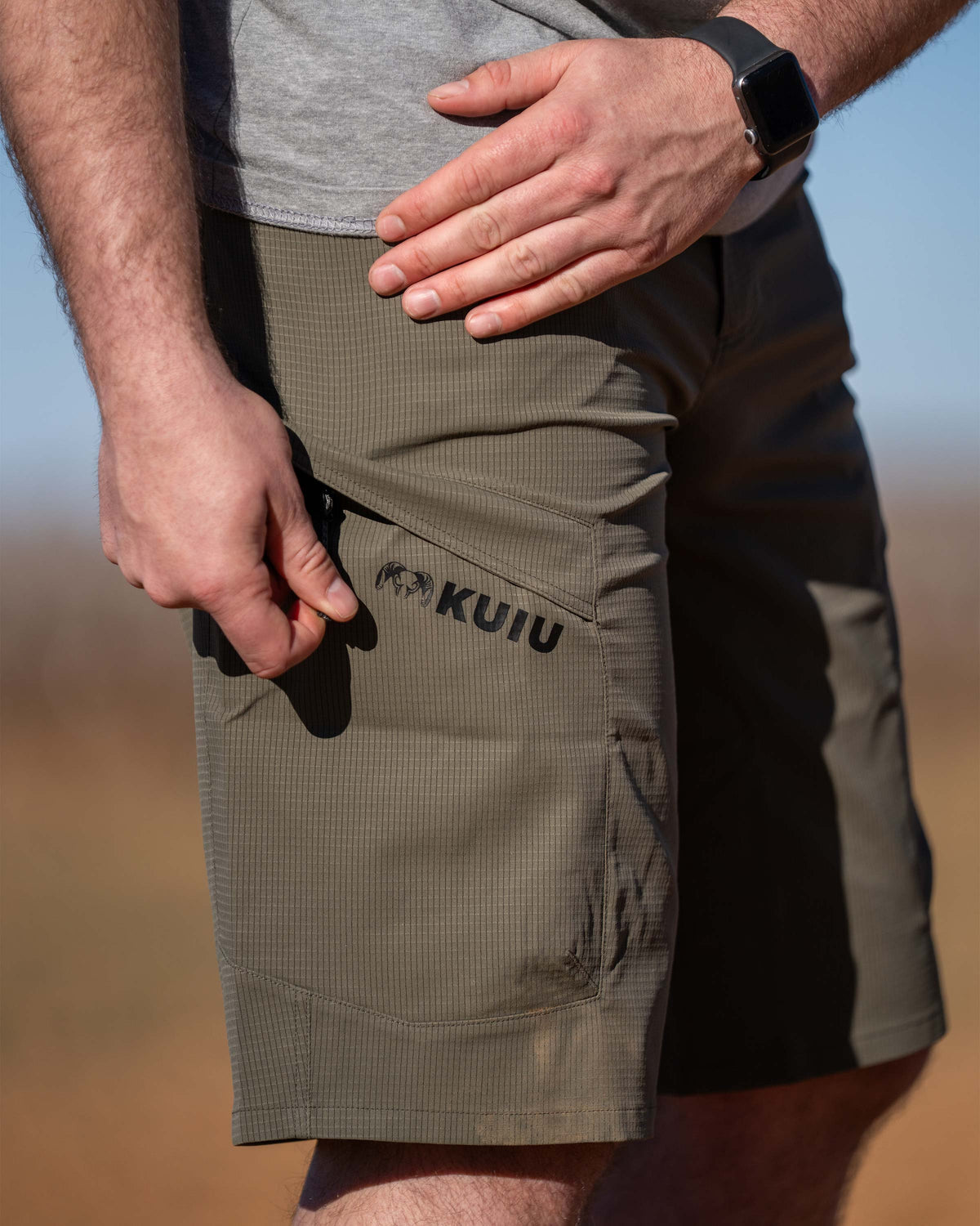 Tiburon 13″ UPF 50+ Shorts - Black | KUIU