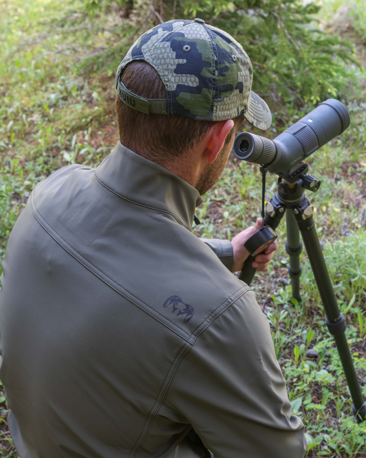 Alpine Men's Soft Shell Hunting Jacket - Black | KUIU
