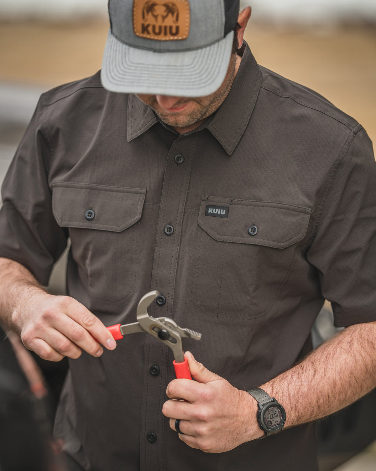 Gauge Short Sleeve UPF 50 Work Shirt - Khaki | KUIU