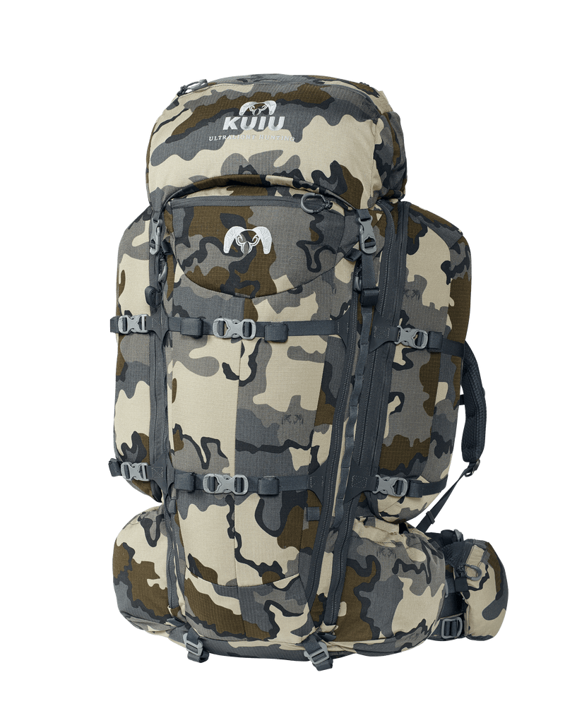 Front of PRO 7800 Pack Full Kit in Vias Camouflage