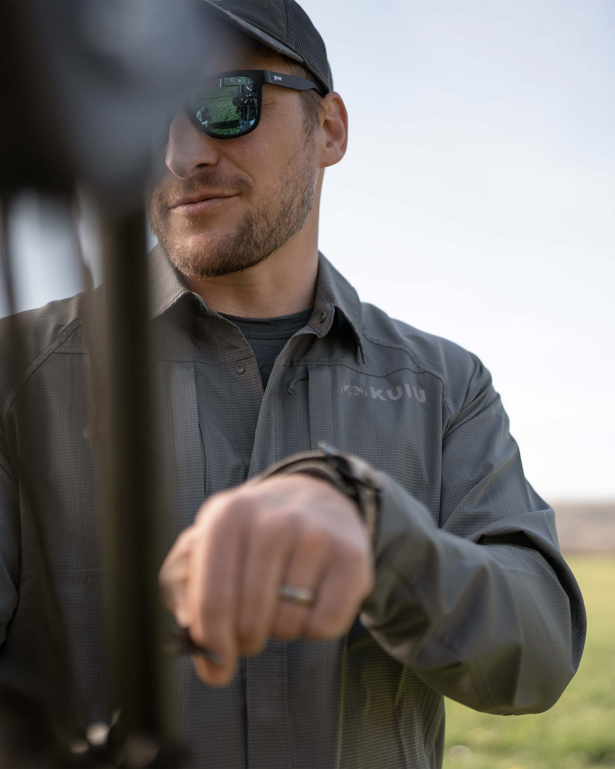 Tiburon Hybrid Snap Shirt - Stone | KUIU