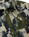 Front chest pockets with veritcal zippers on Tiburon Hybid Snap Shirt in Verde Camouflage