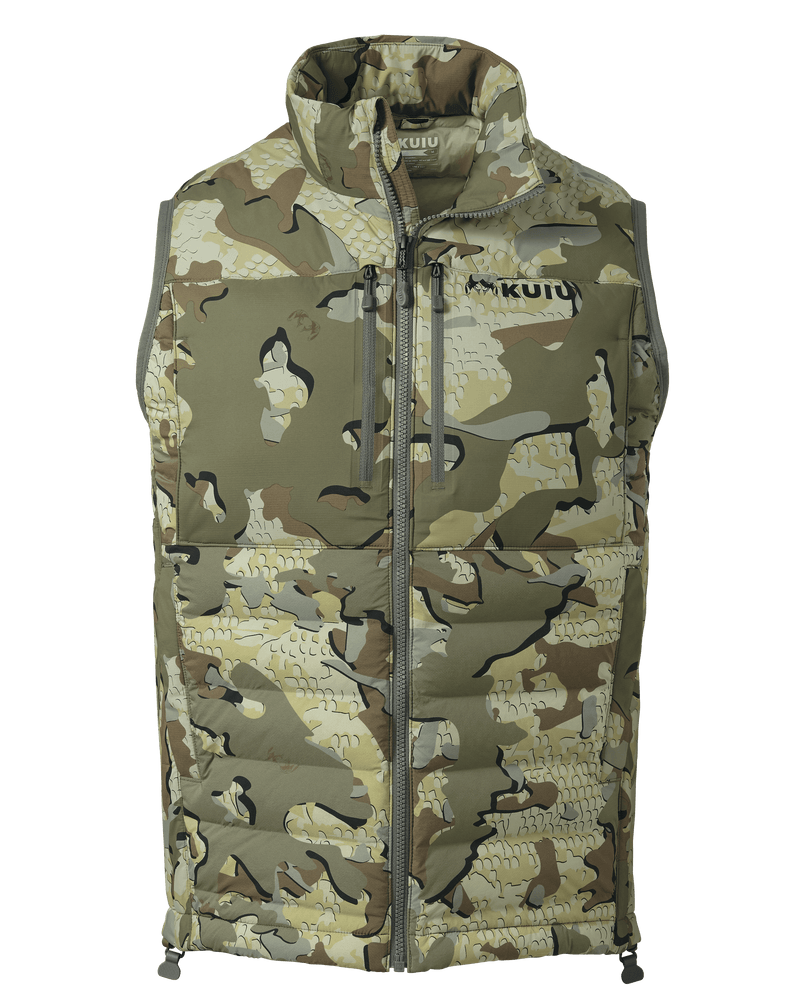 Front of Flyway Insulated Vest in Valo Camouflage