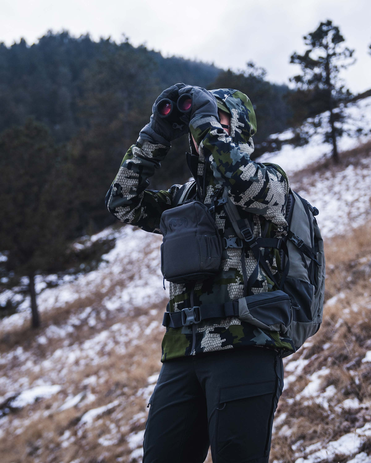 KUIU Women’s Guide PRO Hooded Hunting Jacket in Ash