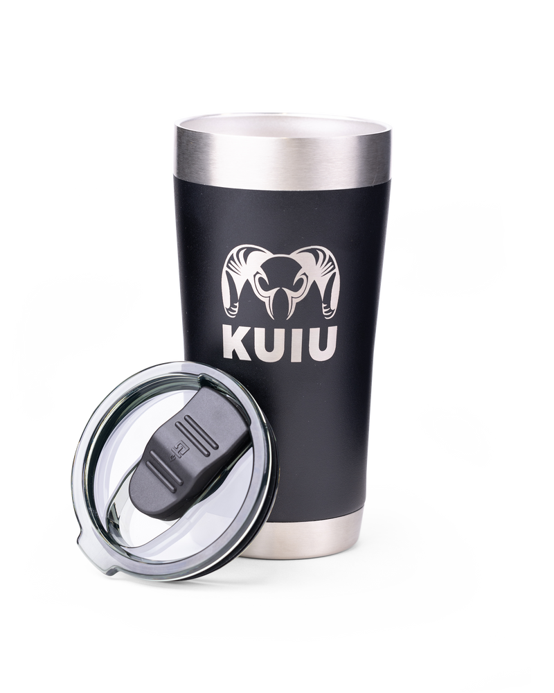 Front of KUIU 20 Ounce Tumbler in Black with slider lid off