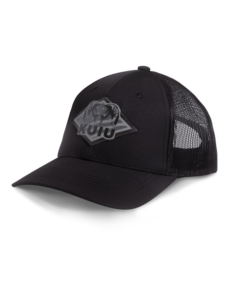 Front of KUIU Grayscale Diamond Flag Hat in Black