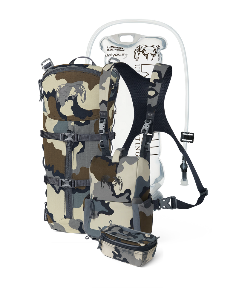 PRO G3 Bino Hydration Set in Vias Camouflage, Incudes: PRO G3 Bino Harness, KUIU Platypus 3L Hoser, PRO G3 Bino Harness Accessory Pocket, PRO G3 Hydration Rig
