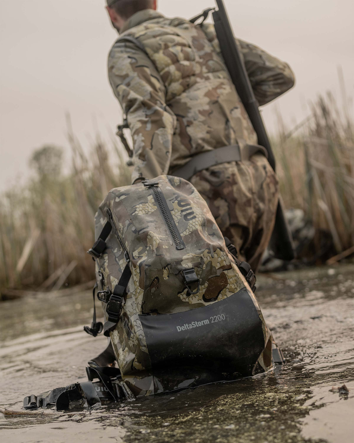 DeltaStorm 2200 Submersible Backpack Coyote Brown KUIU