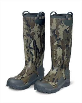 Front of KUIU Mud Boot in Veros Camouflage