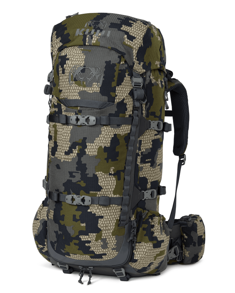 Front of PRO Divide 4500 Bag in Verde Camoufage with suspension, hip belt pouches, with lid