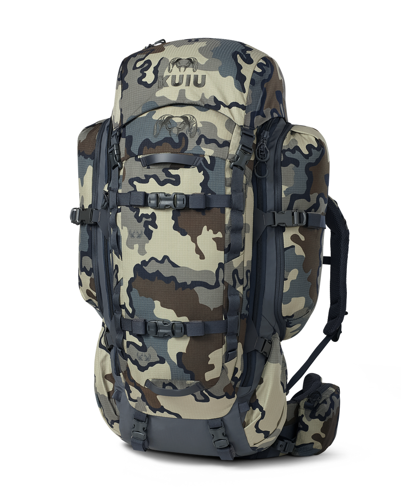 Front angled view of ICON 6 6000 Pack in Vias Camouflage