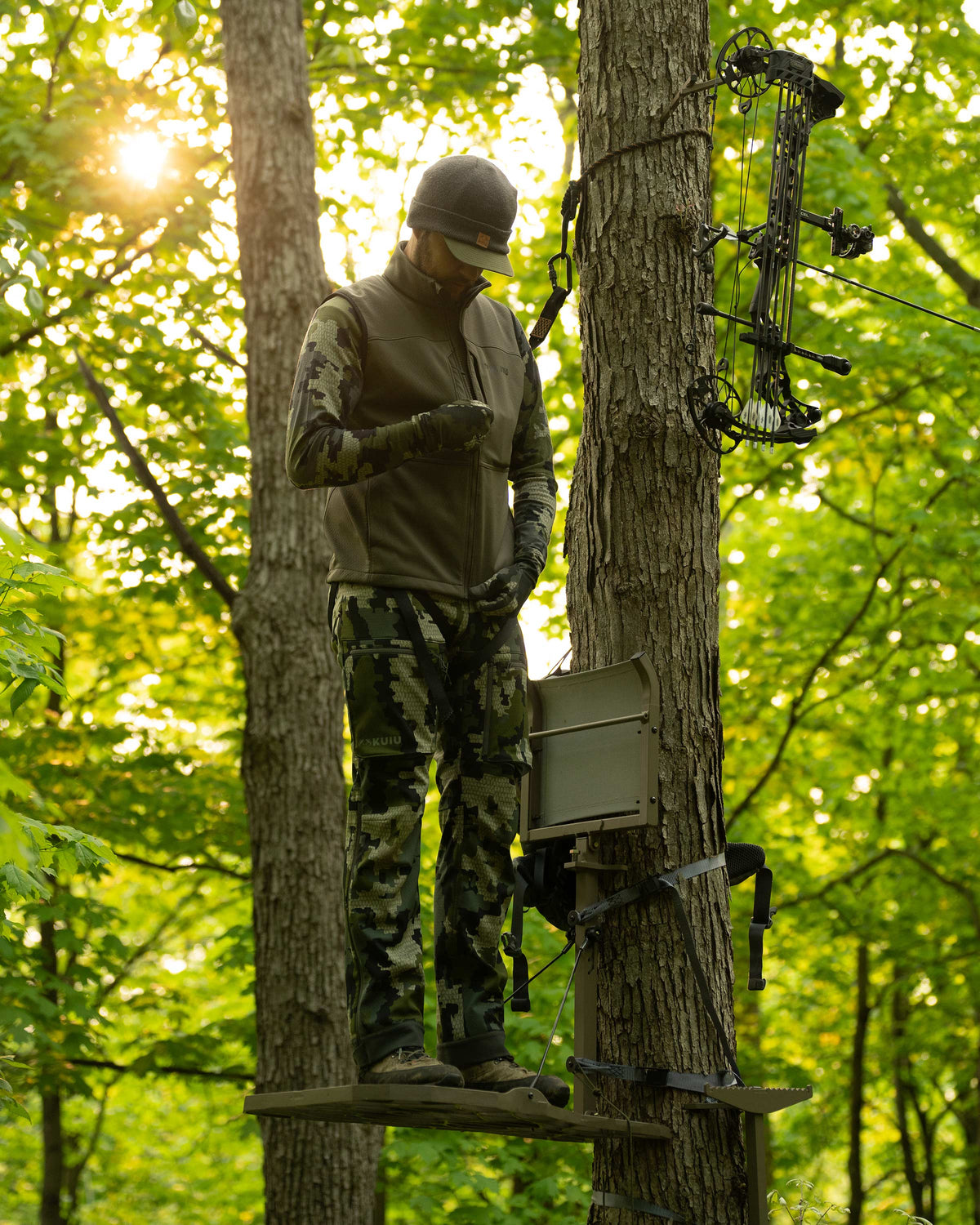 Bow hunting vest deals