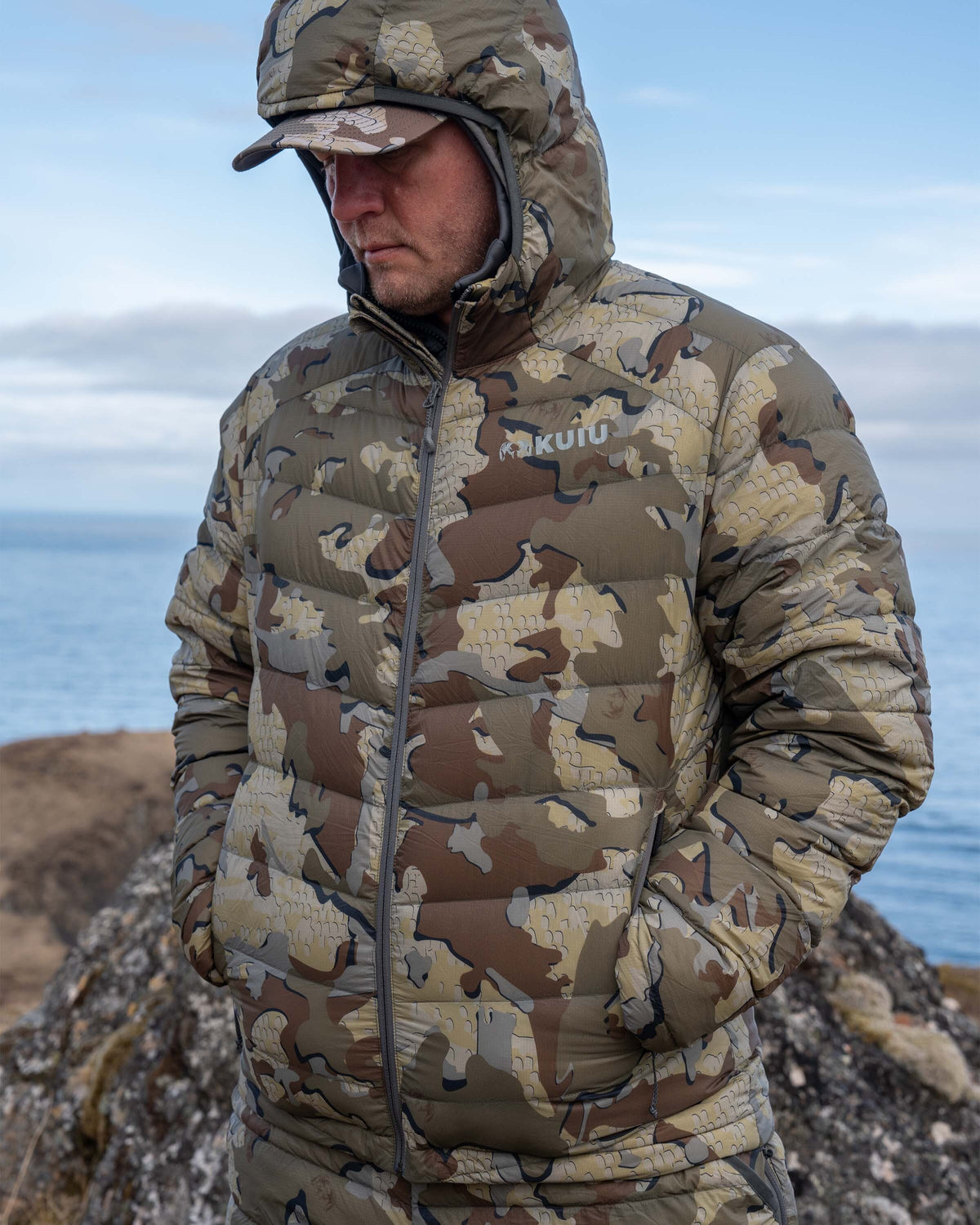 Men s Super Down LT Hooded Jacket Verde Camo KUIU