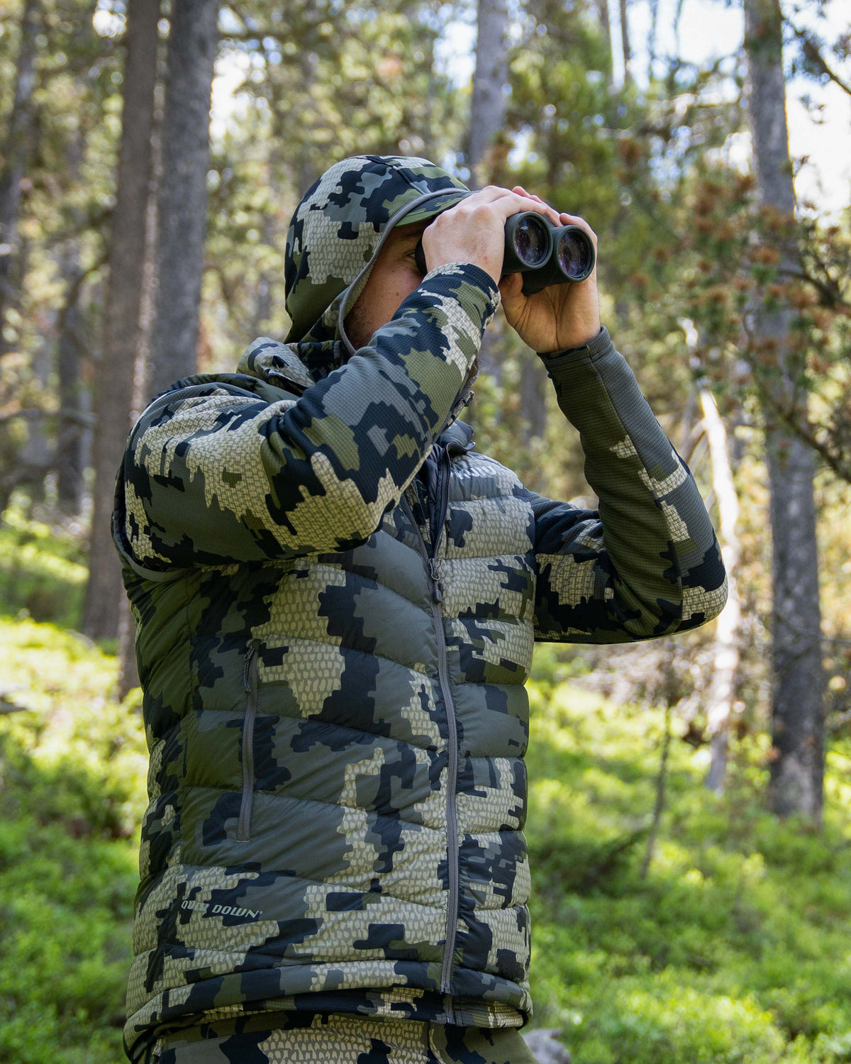 Men s Super Down LT Puffer Vest Gunmetal KUIU