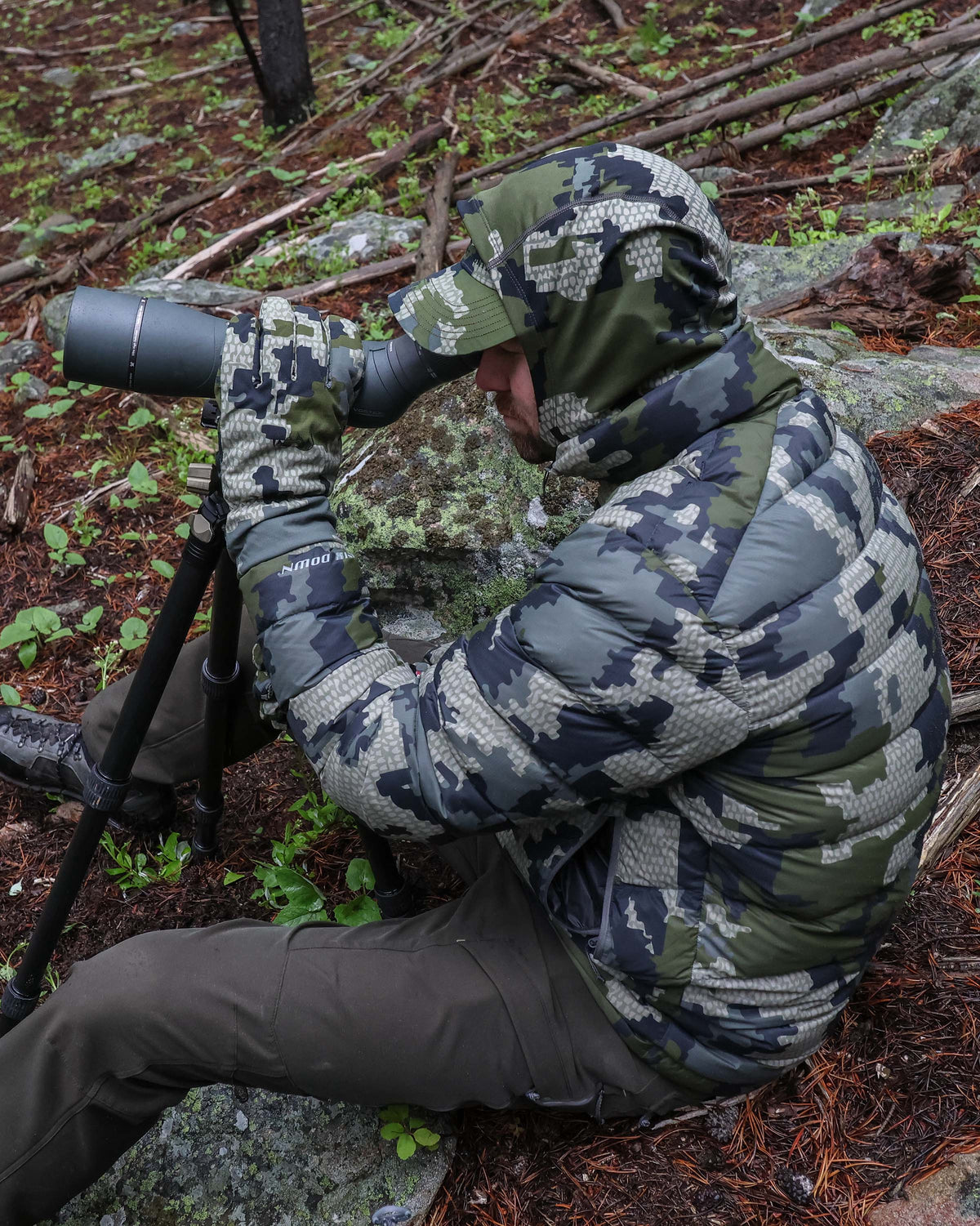 Super Down LT Mid Layer Jacket Gunmetal KUIU