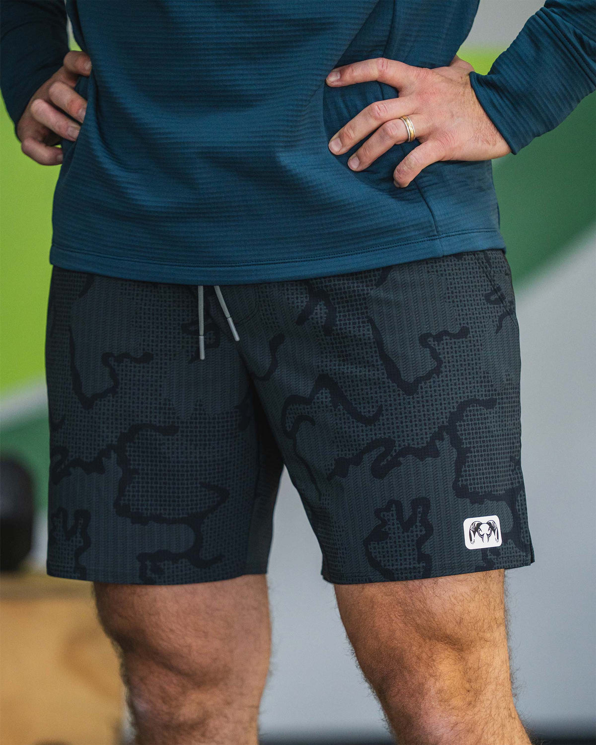 EnduroTrainer Lined 7″ Training Shorts - Dark Iron Tonal | KUIU