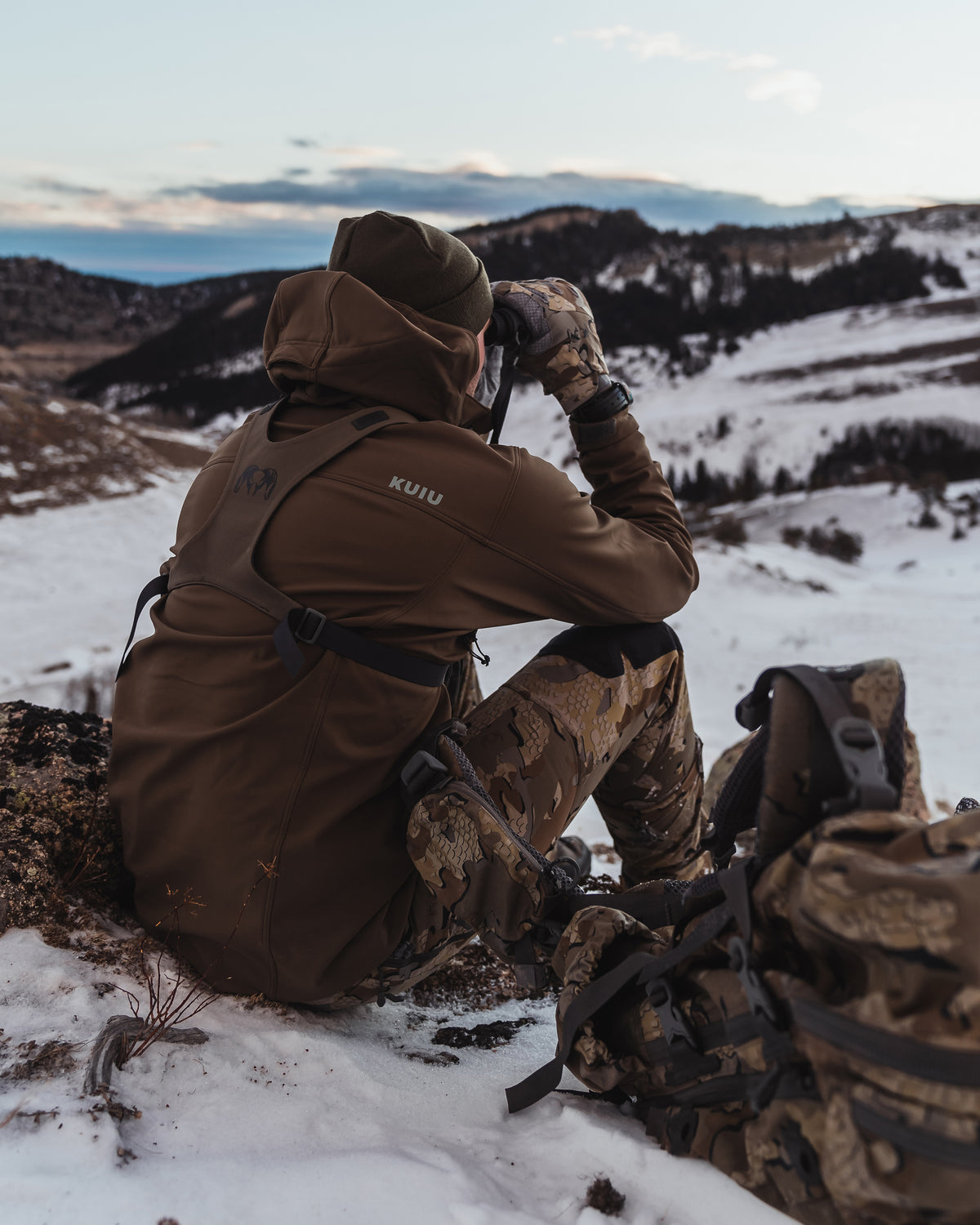 Guide DCS Water Resistant Hunting Jacket KUIU