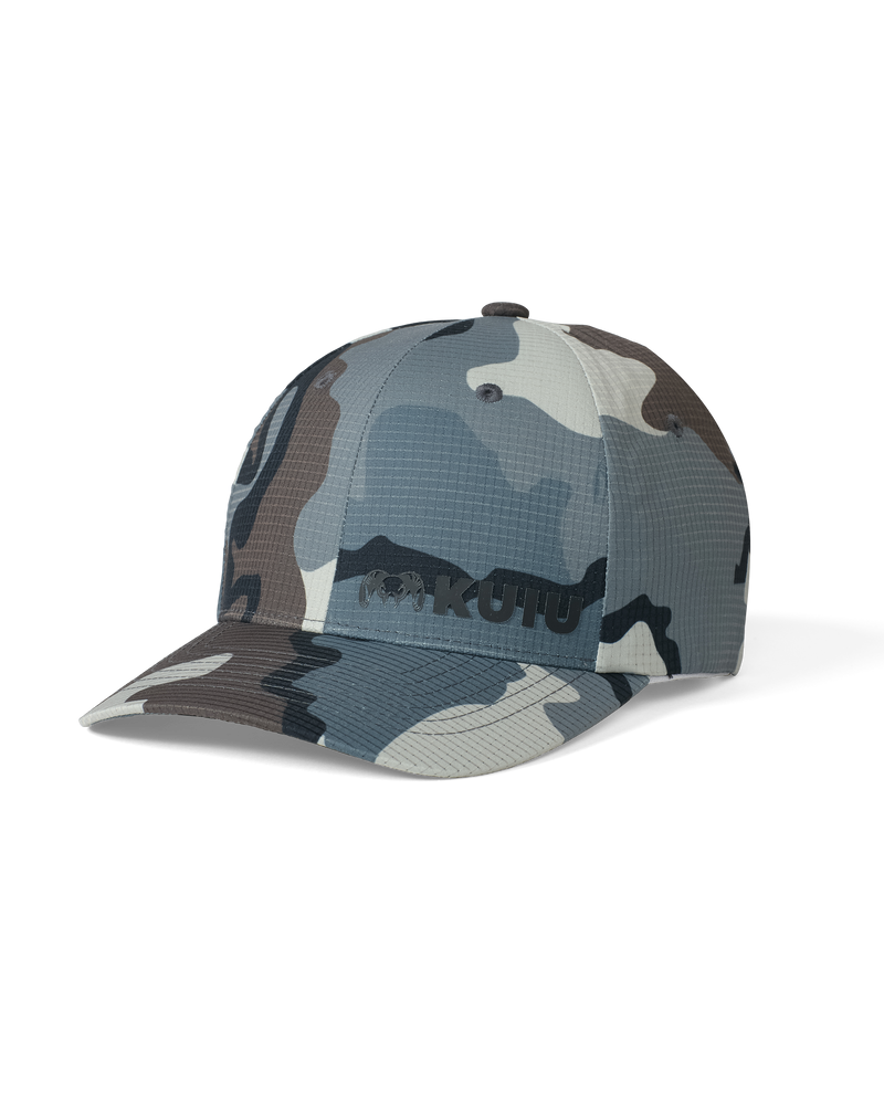 Front of Youth Flexfit Air Mesh Hat in Vias Camouflage