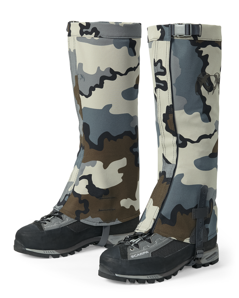 Front of Yukon HD Hunting Boot Gaiter in Vias Camouflage